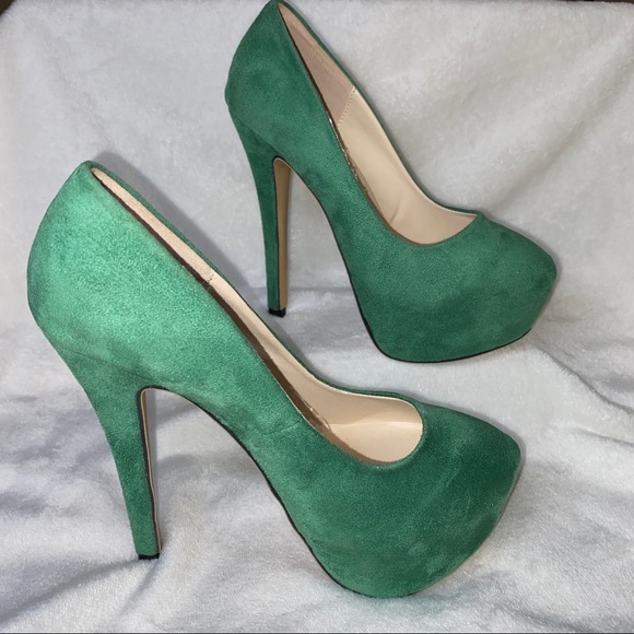 LOSLANDIFEN Green Suede Platform Pumps - Picture 7 of 8